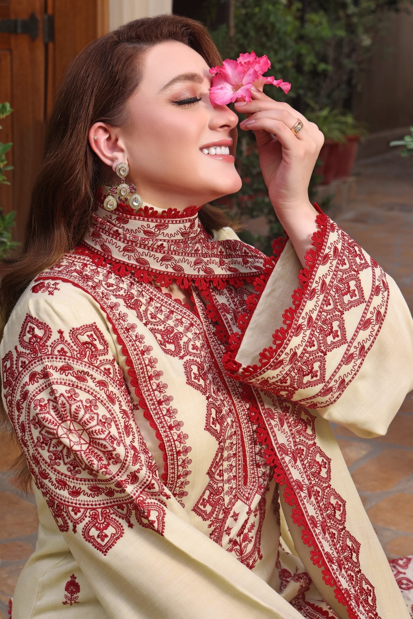 Aneela's 301 – Luxurious Dhanak Embroidered Suit with Ready-to-Wear Dupatta
