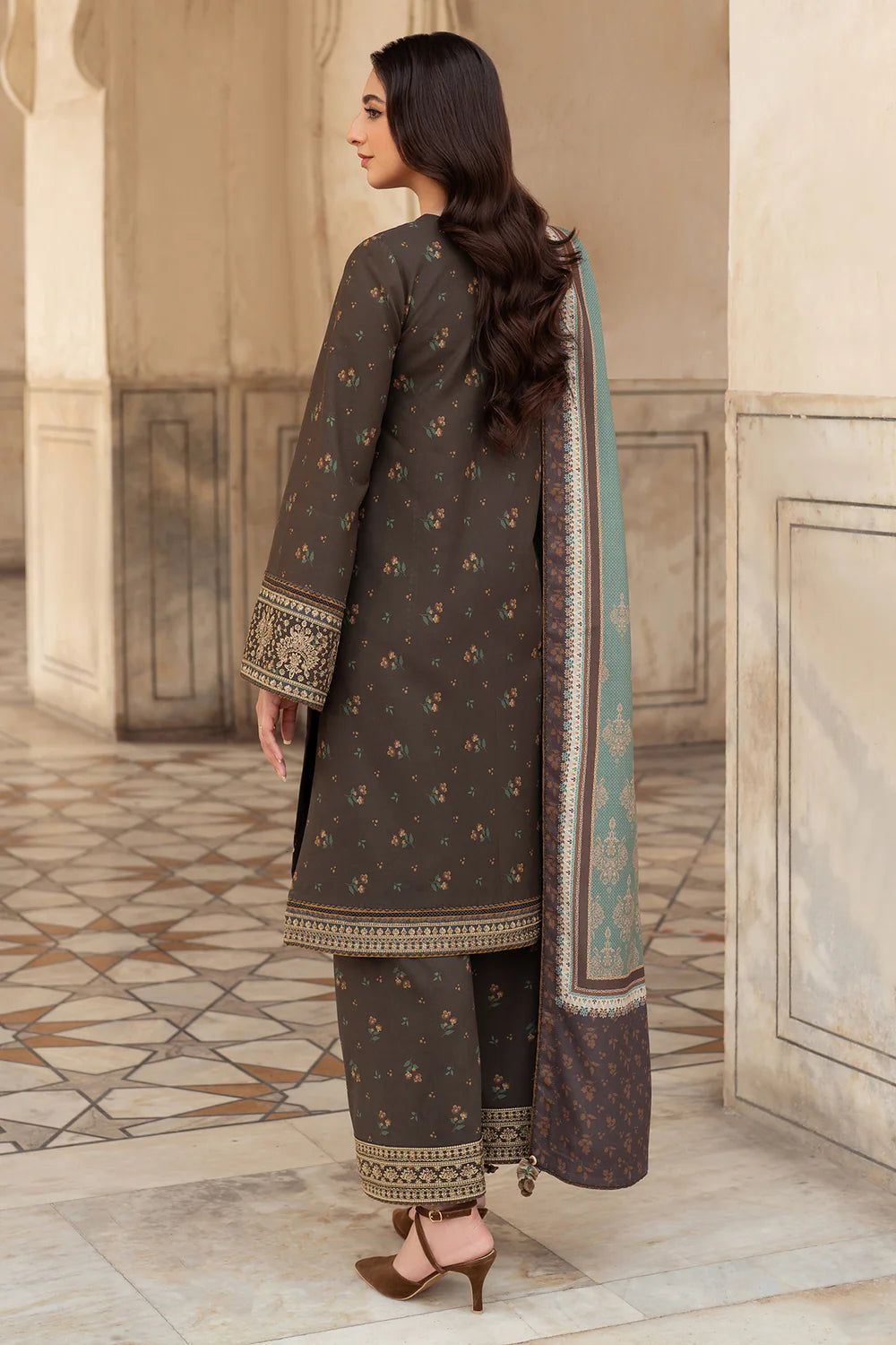 Jazmin Premium Dhanak Three Piece