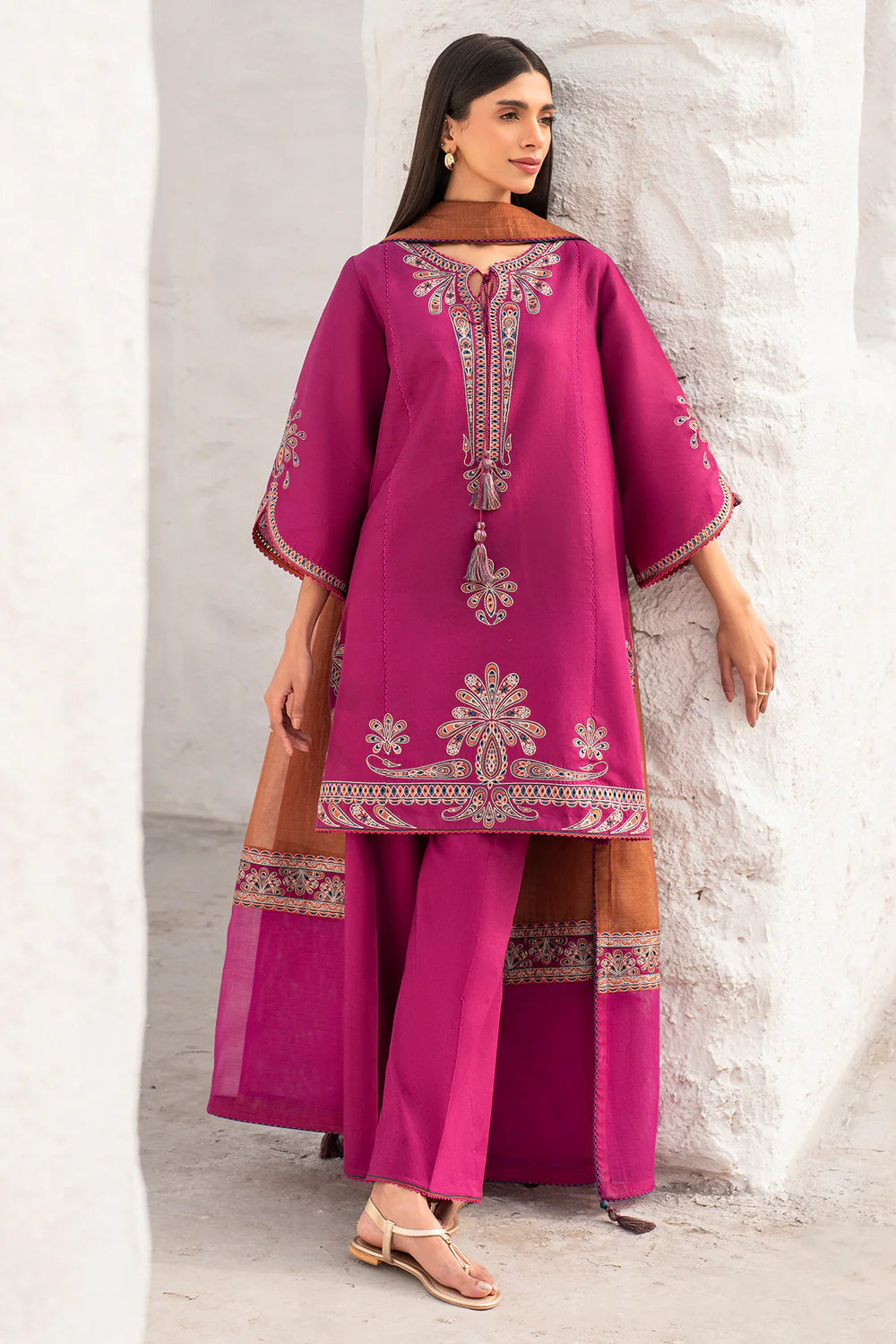 Jazmin - 3pc Lawn Embroidered Suit