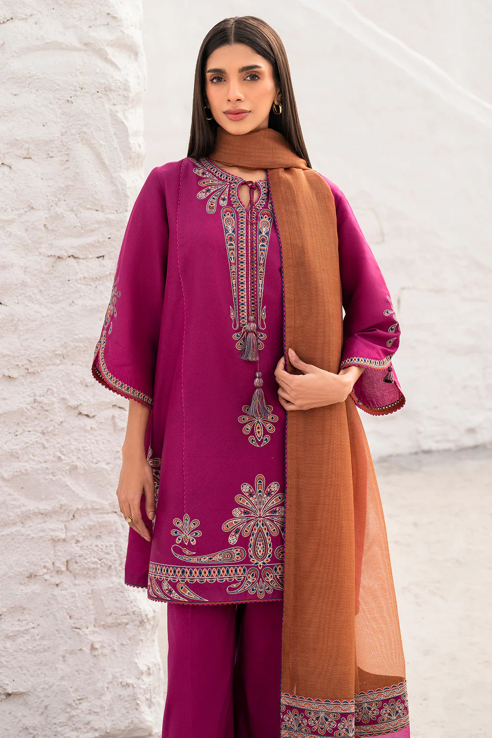 Jazmin - 3pc Lawn Embroidered Suit