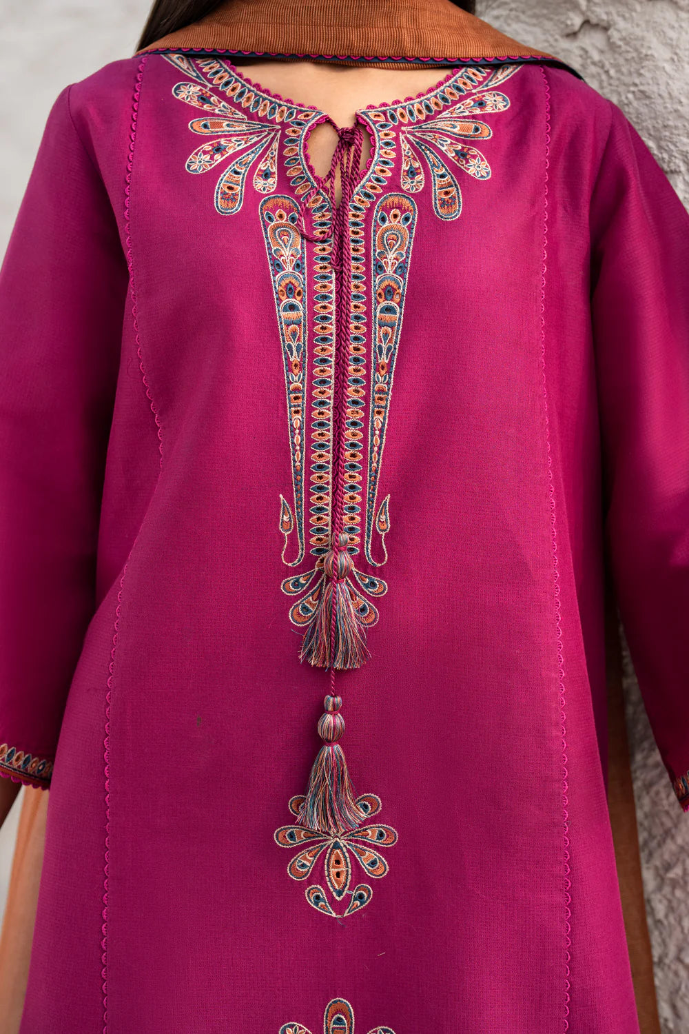 Jazmin - 3pc Lawn Embroidered Suit