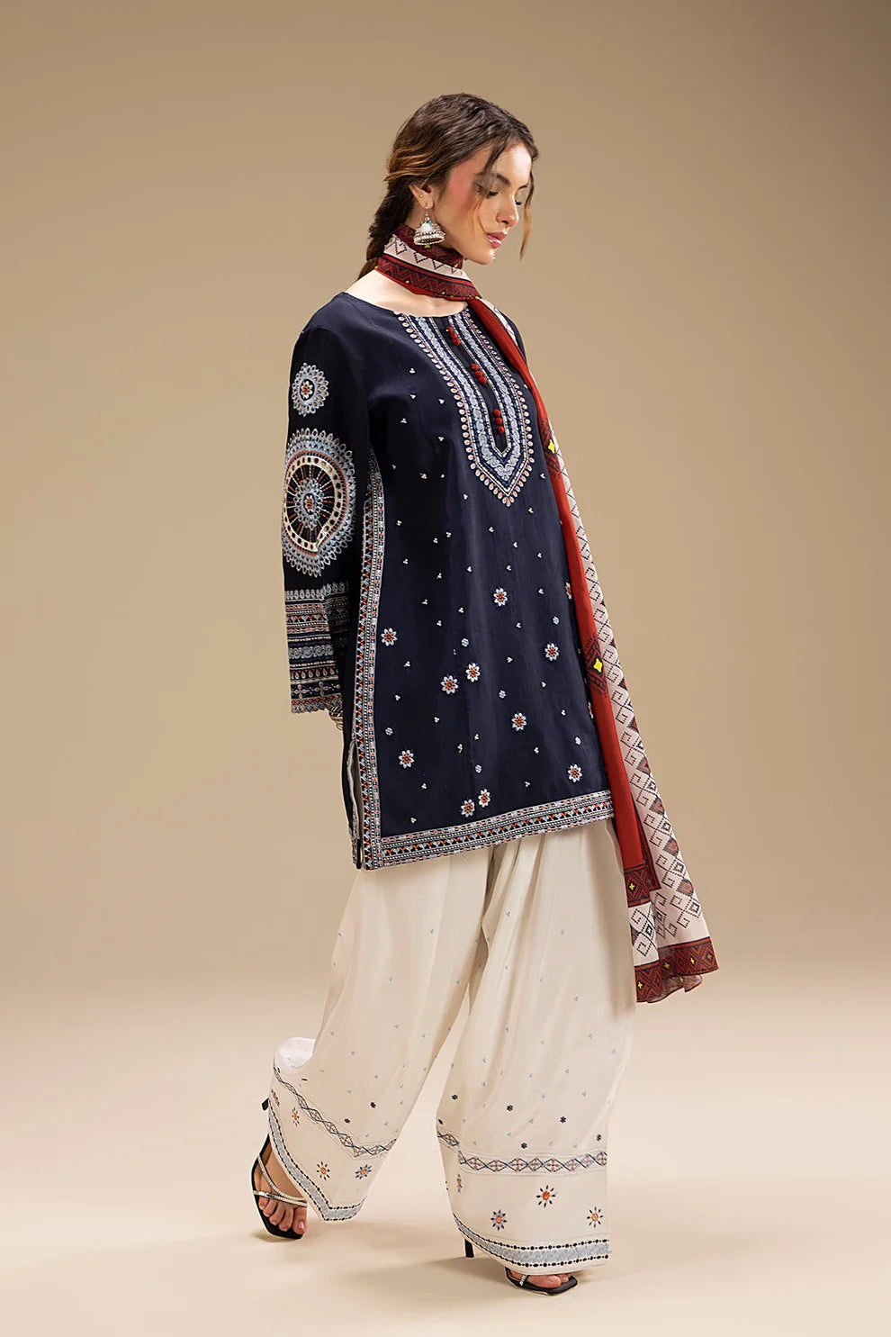 JAZMIN - 3pc Lawn Embroidered Suit