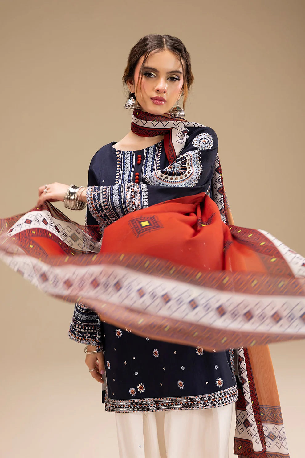 JAZMIN - 3pc Lawn Embroidered Suit