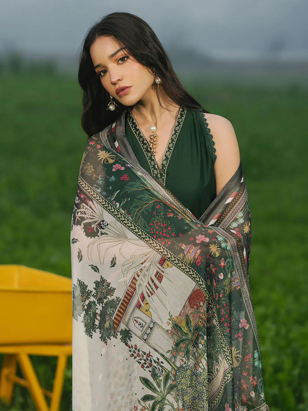 LAALAIN - 3pc Lawn Embroidered Suit